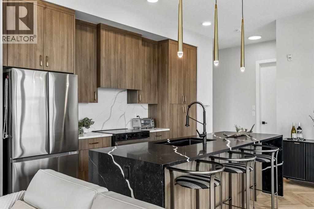103, 330 Dieppe Drive SW