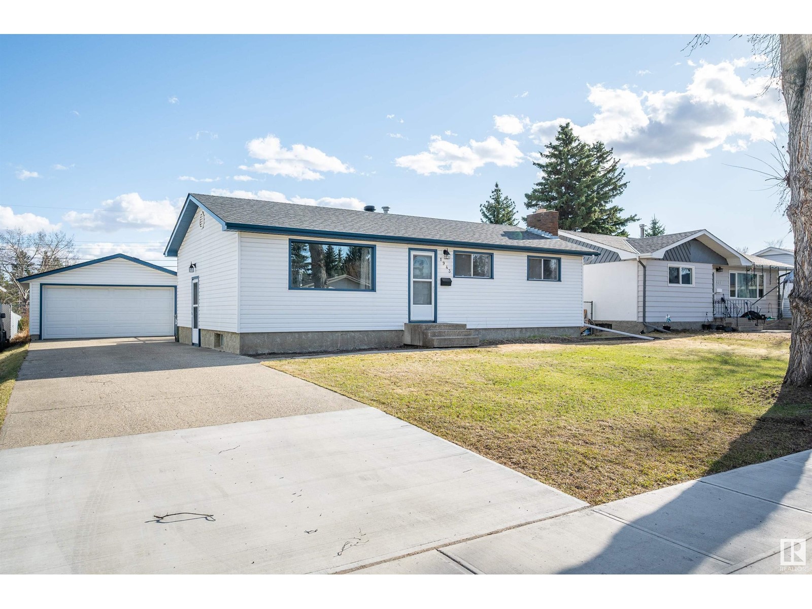 1943 Bonneville DR