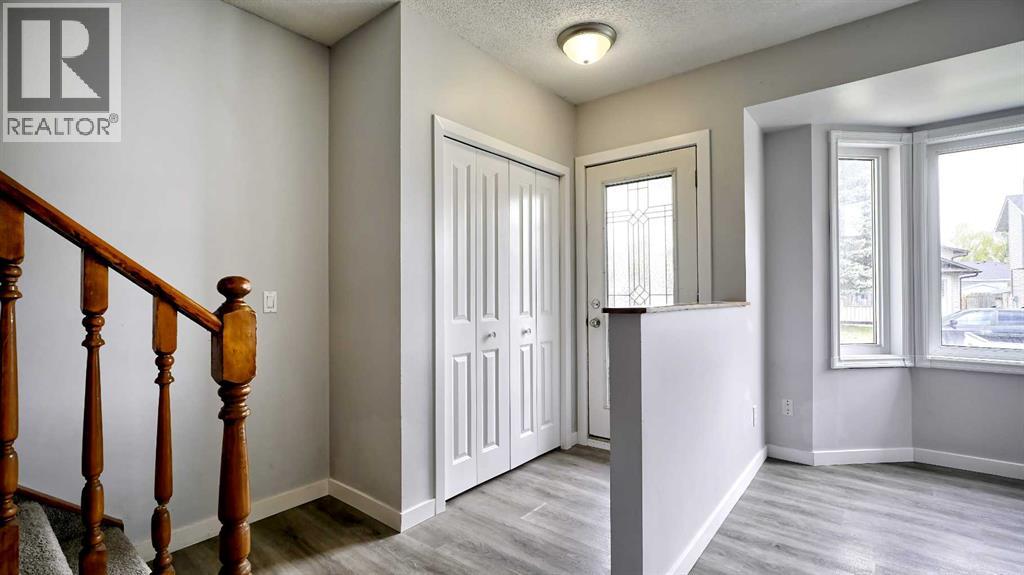 124 Riverbrook Way SE