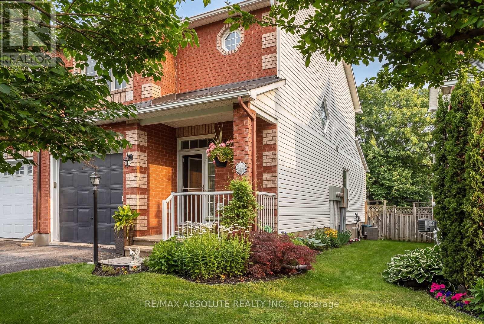 36 CHANTILLY GATE