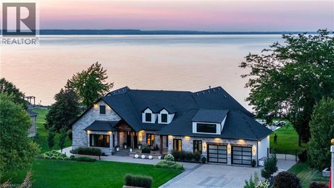 9 LOCHSIDE Drive Stoney Creek ON L8E5T6