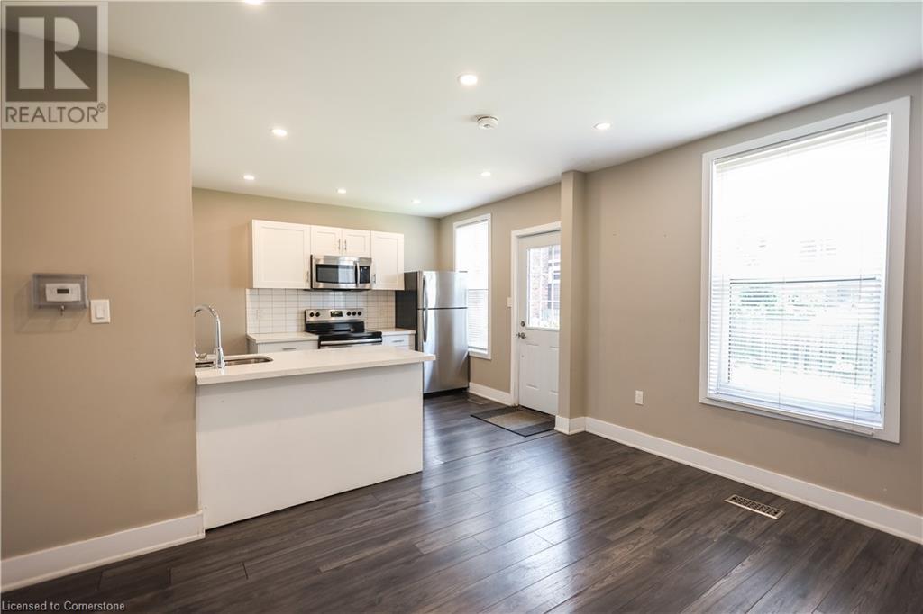 29 ASHLEY Street