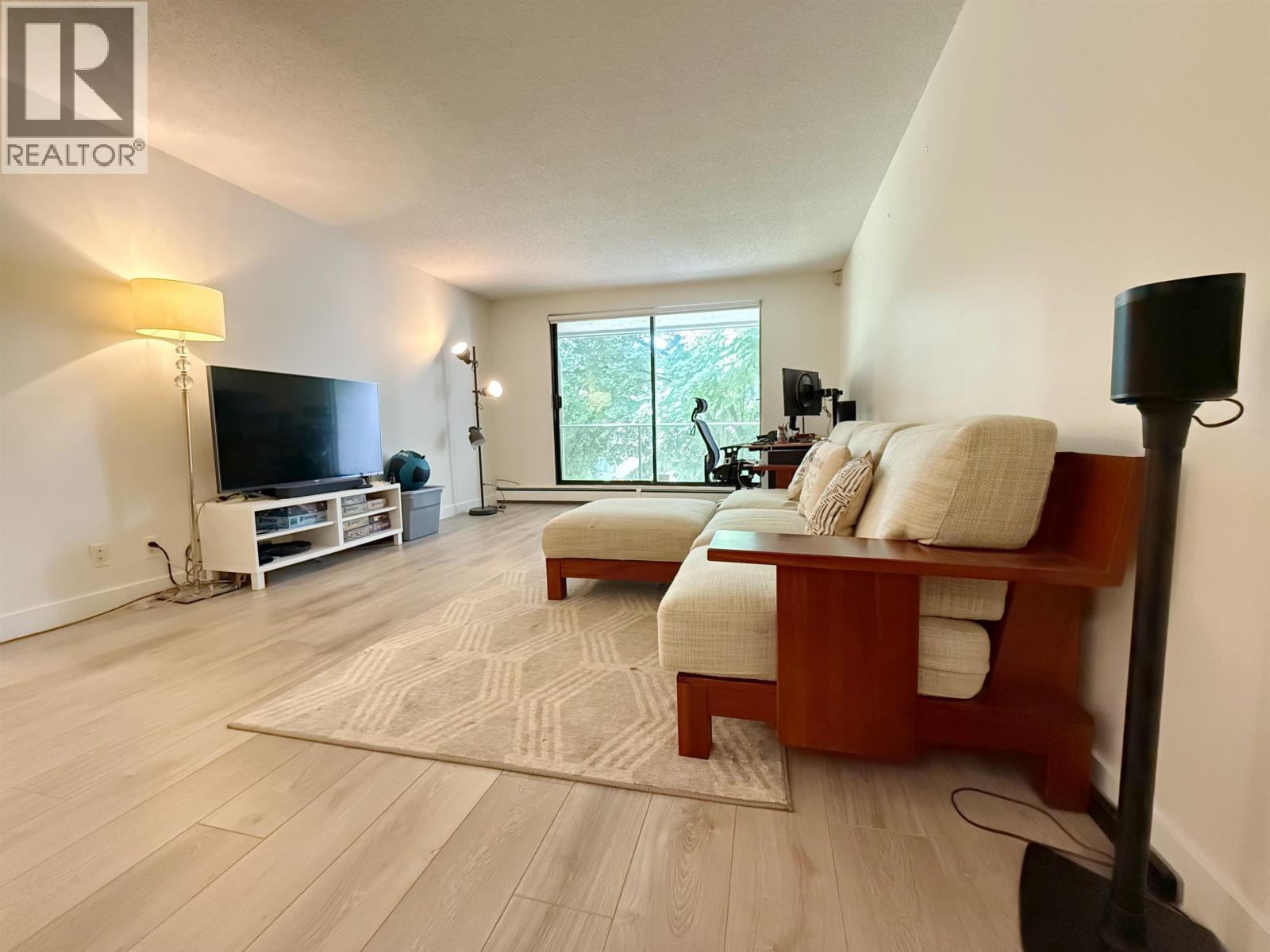 209 5411 ARCADIA ROAD