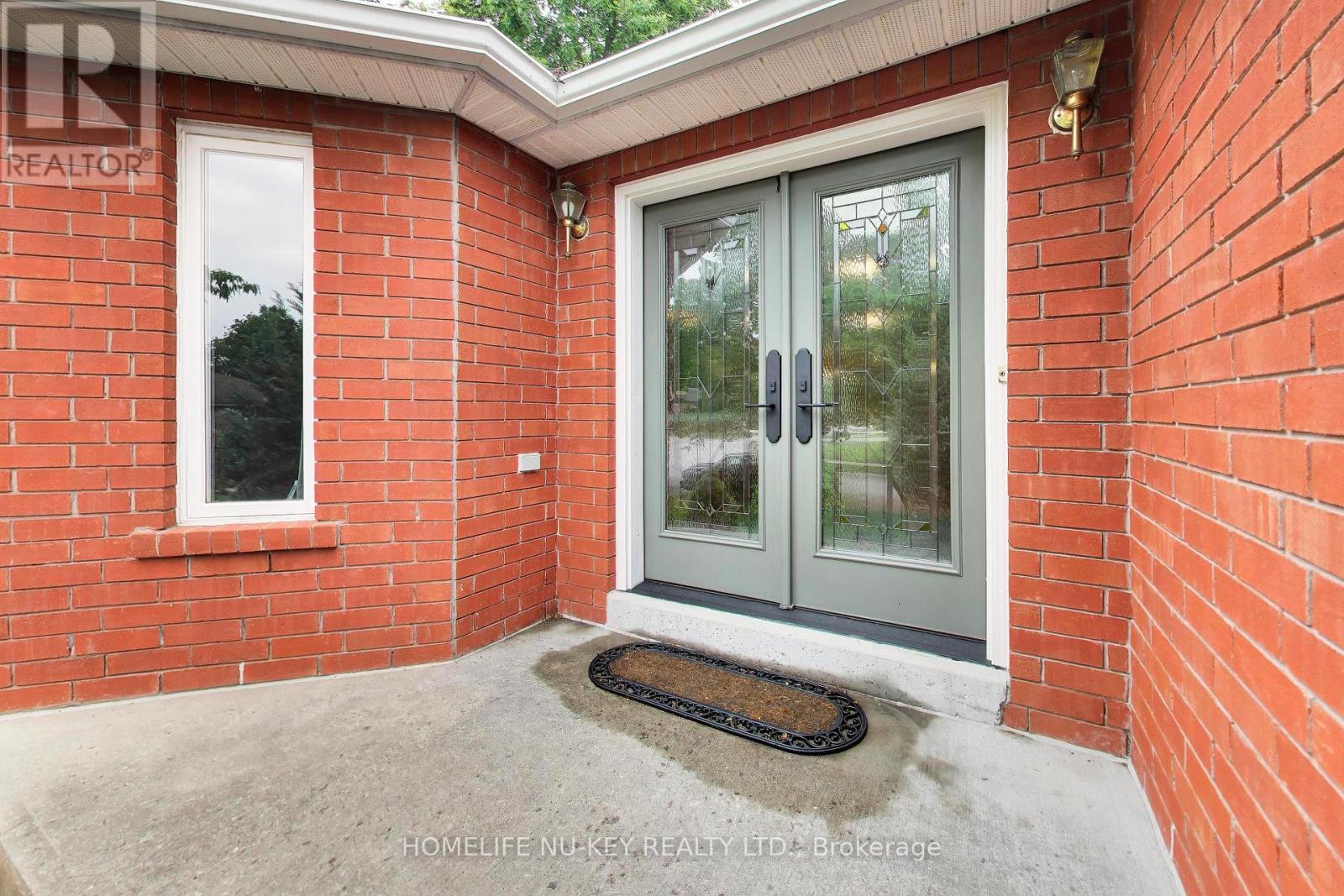 78 BROWN WOOD DRIVE