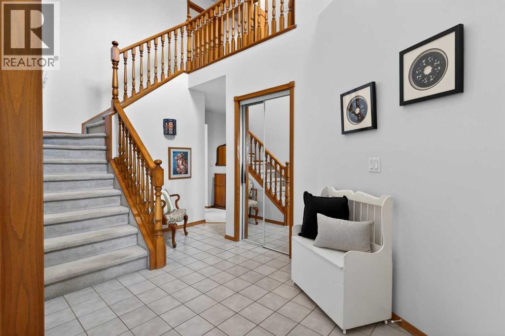 677 Hawkwood Boulevard NW