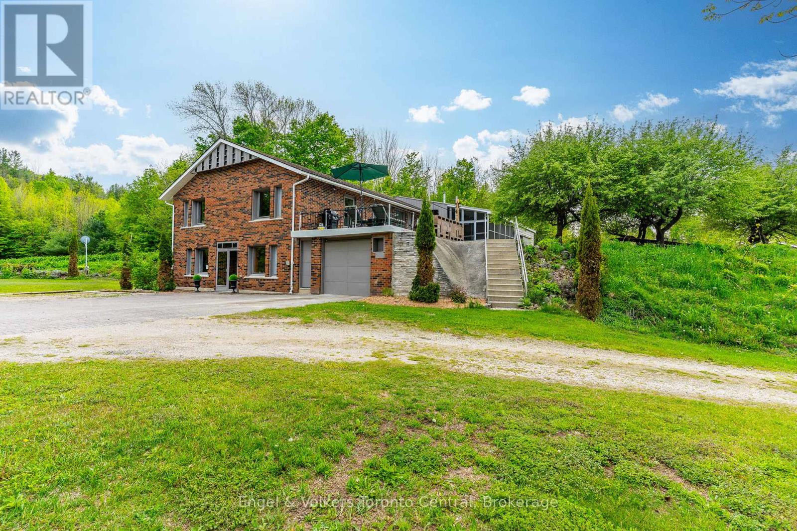215588 CONCESSION 4