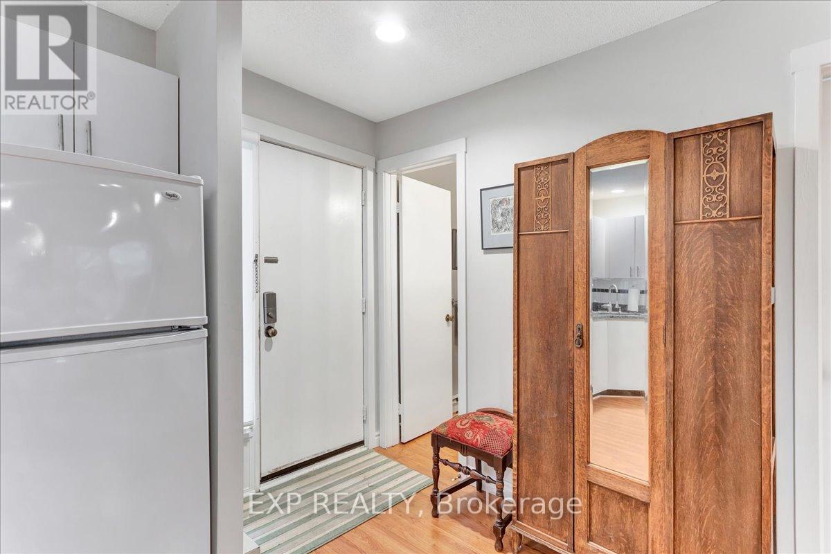 16 - 576 OXBOW CRESCENT