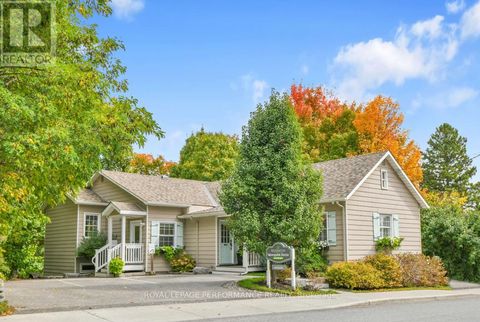 5583 MANOTICK MAIN STREET Ottawa ON K4M1A9