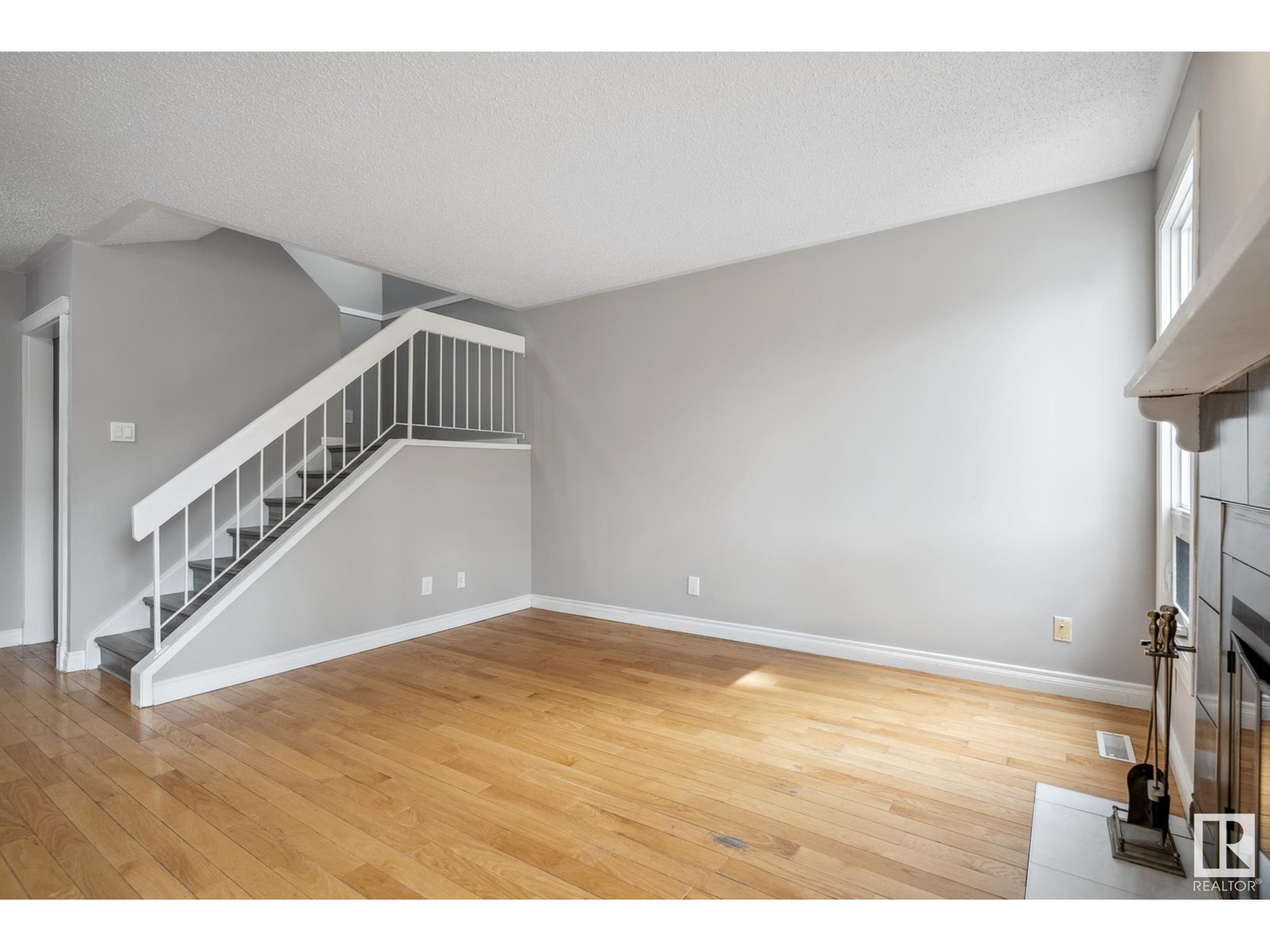10609 Beaumaris RD NW NW