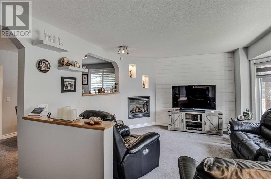 36 Wood Oak Place SW
