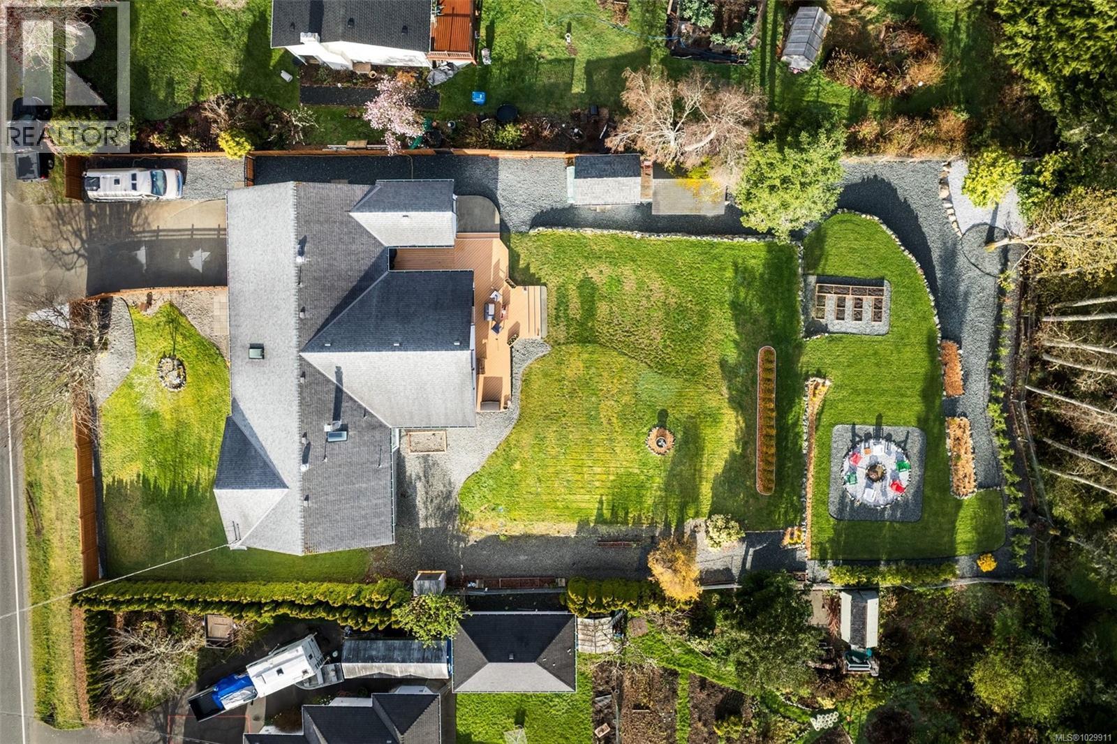 1563 Whiffin Spit Rd