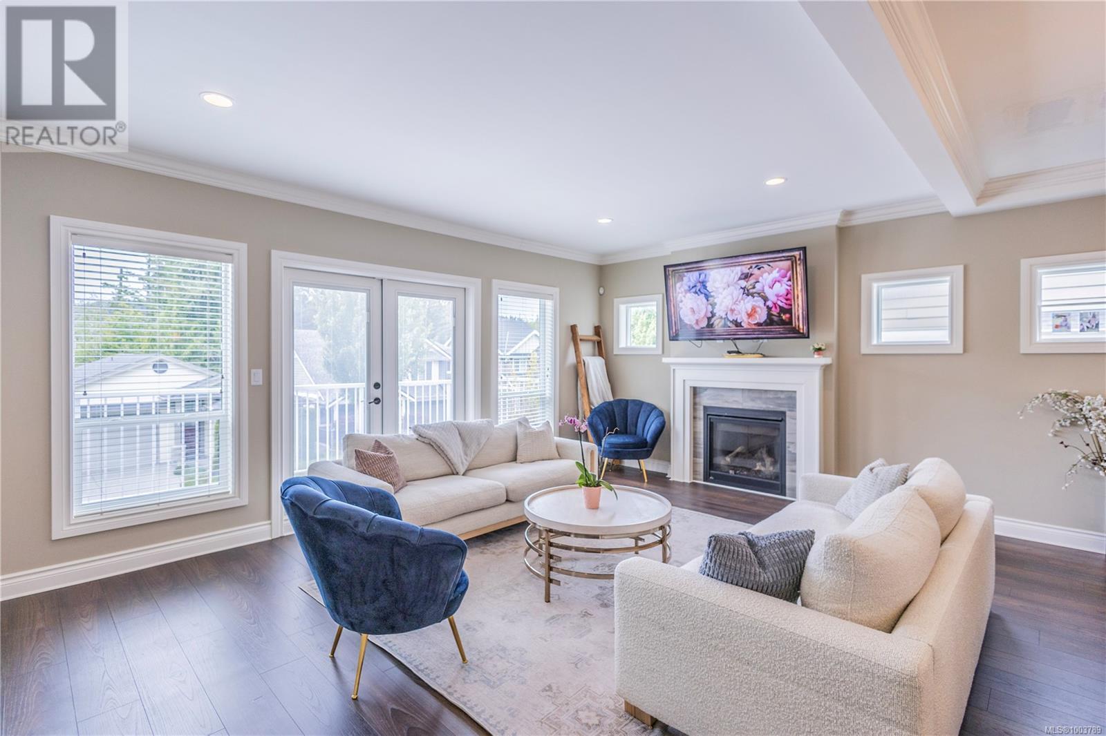 3406 Ambrosia Cres