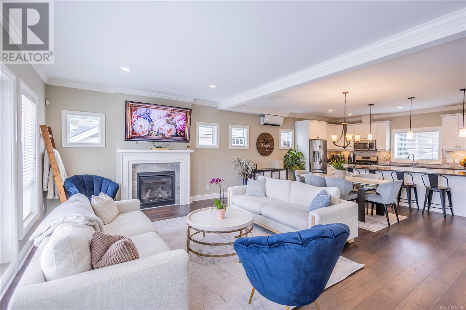 3406 Ambrosia Cres