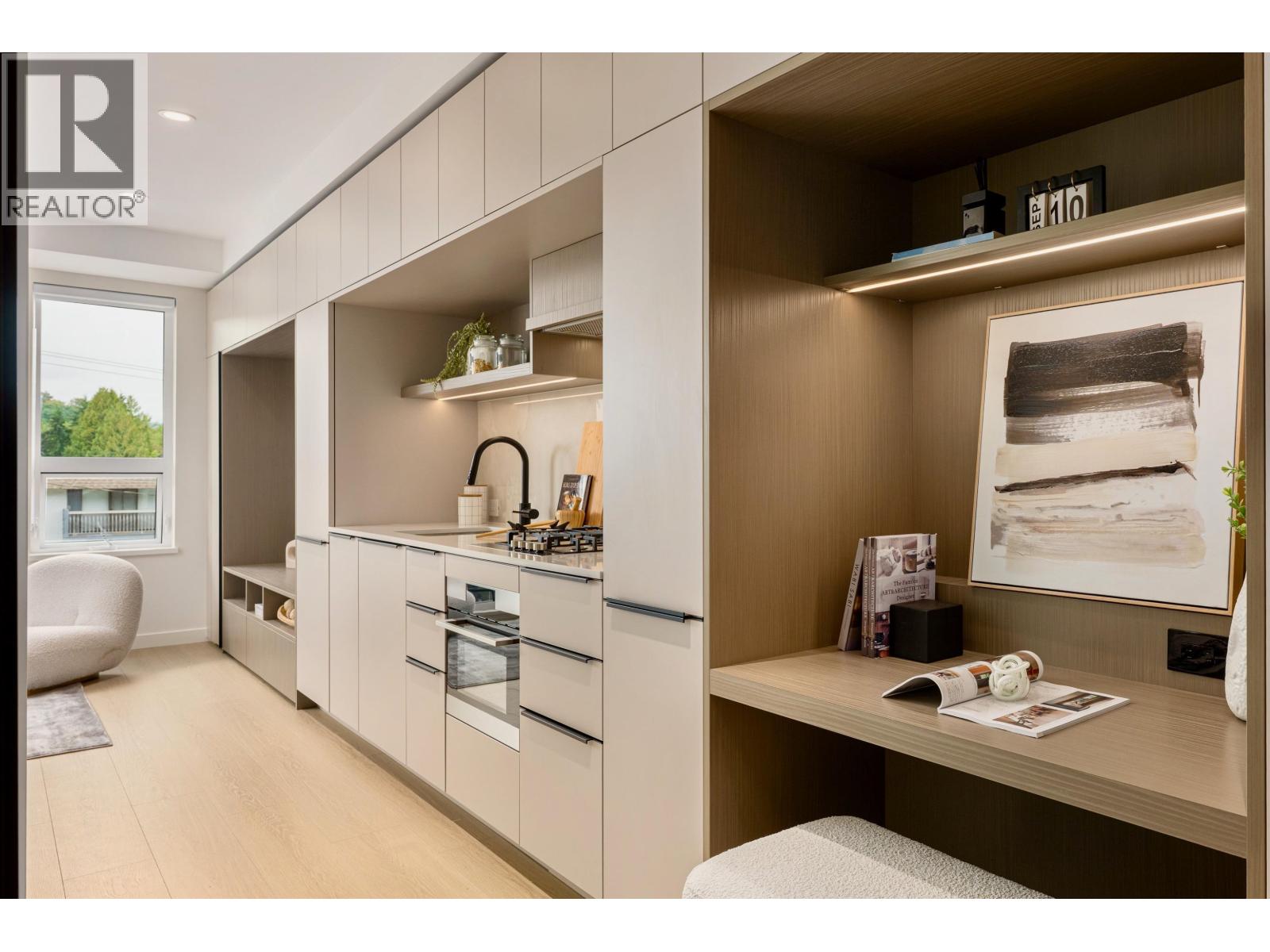 309 2015 ST. JOHNS STREET