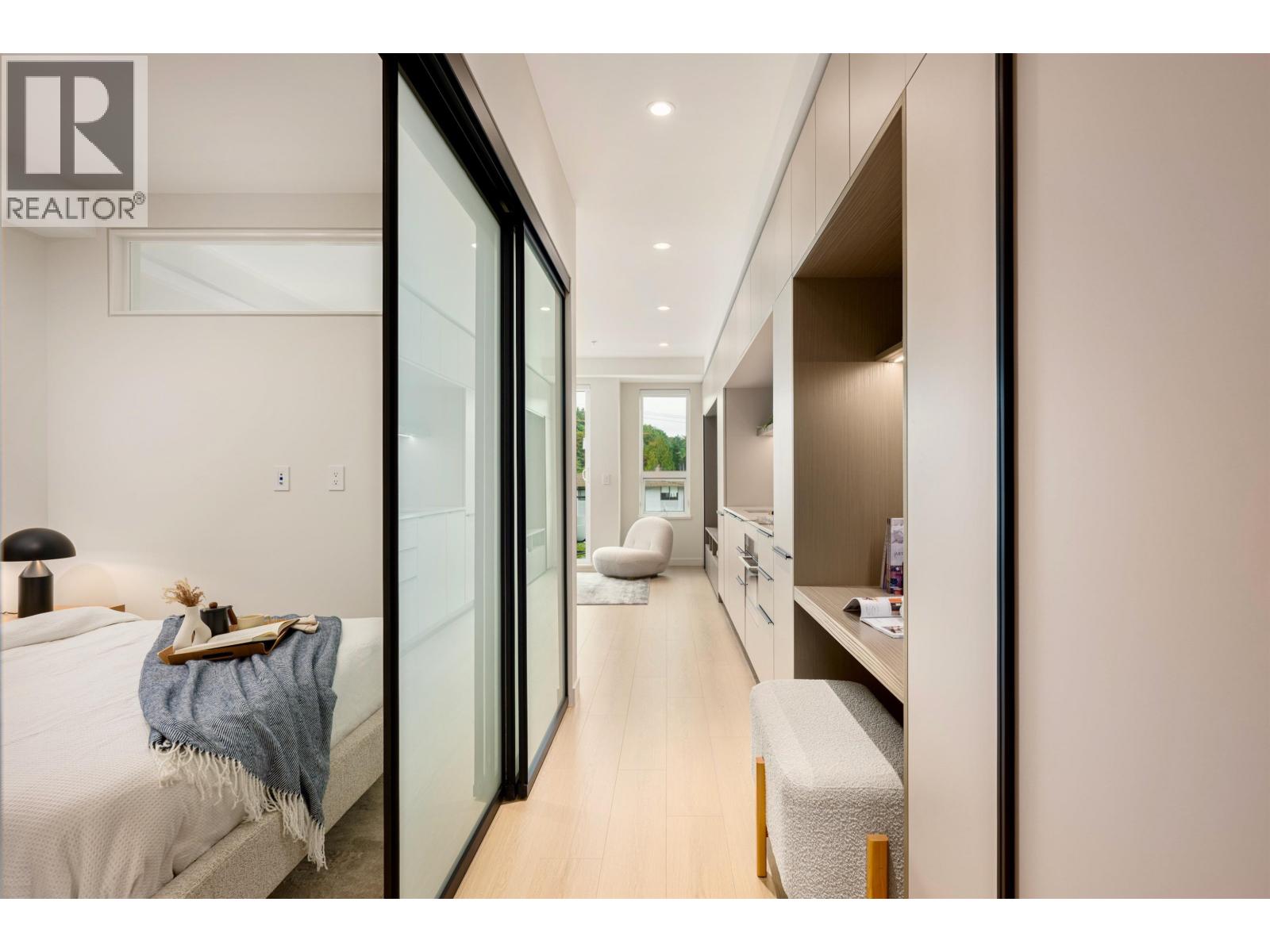 309 2015 ST. JOHNS STREET