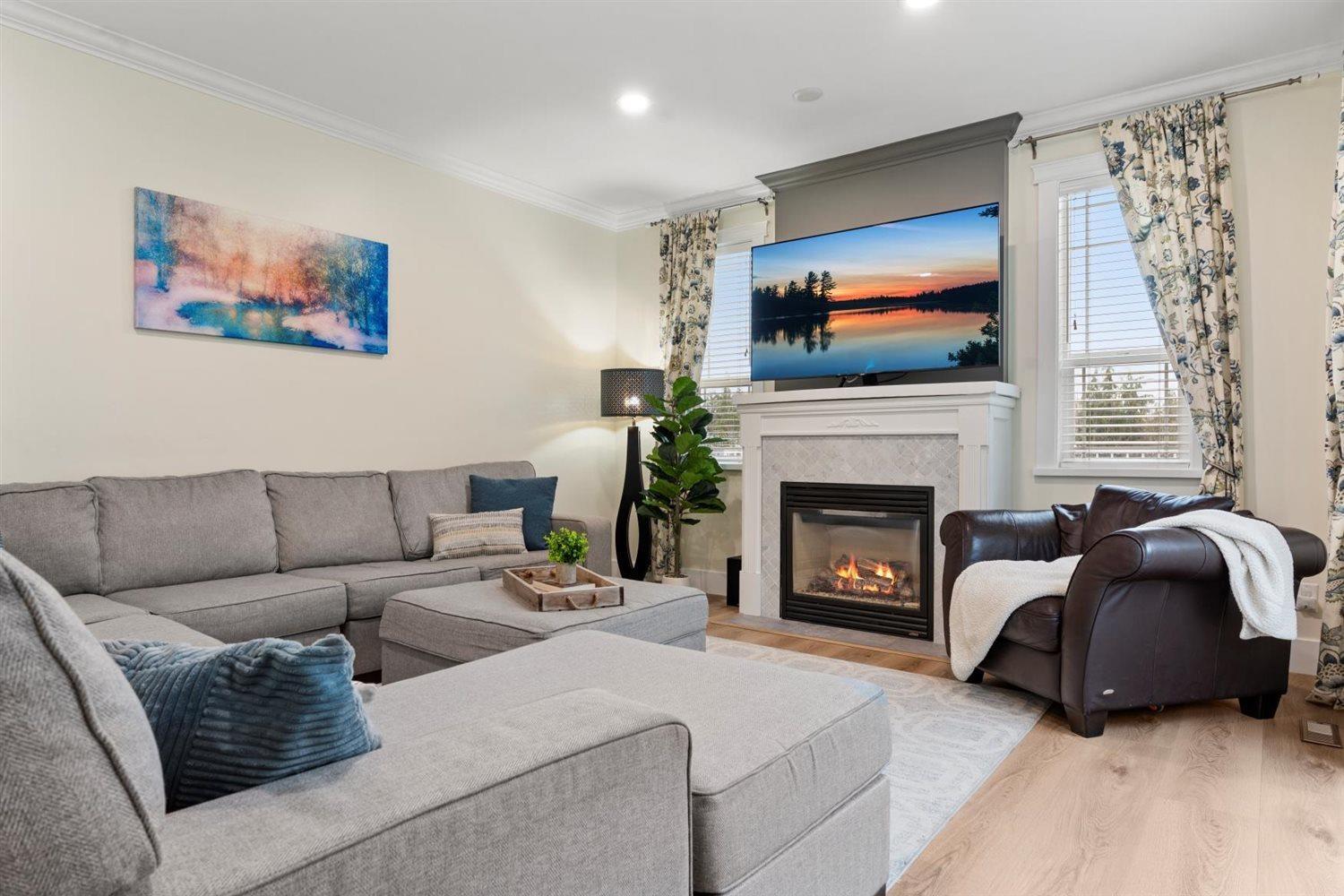 43057 VEDDER MOUNTAIN ROAD|Yarrow