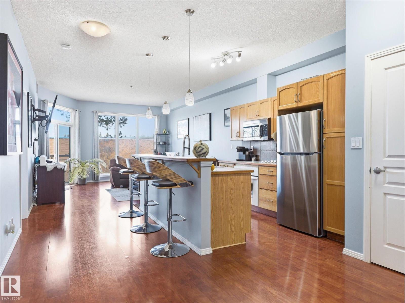#268 4823 104A ST NW