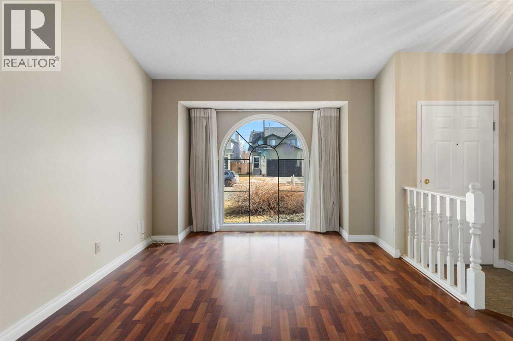 103 Riverside Way SE