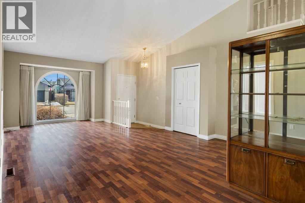 103 Riverside Way SE