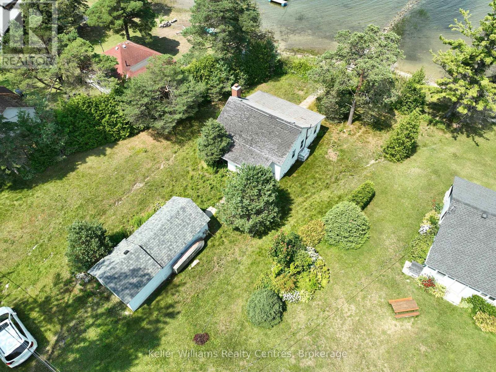 828 PIKE BAY ROAD
