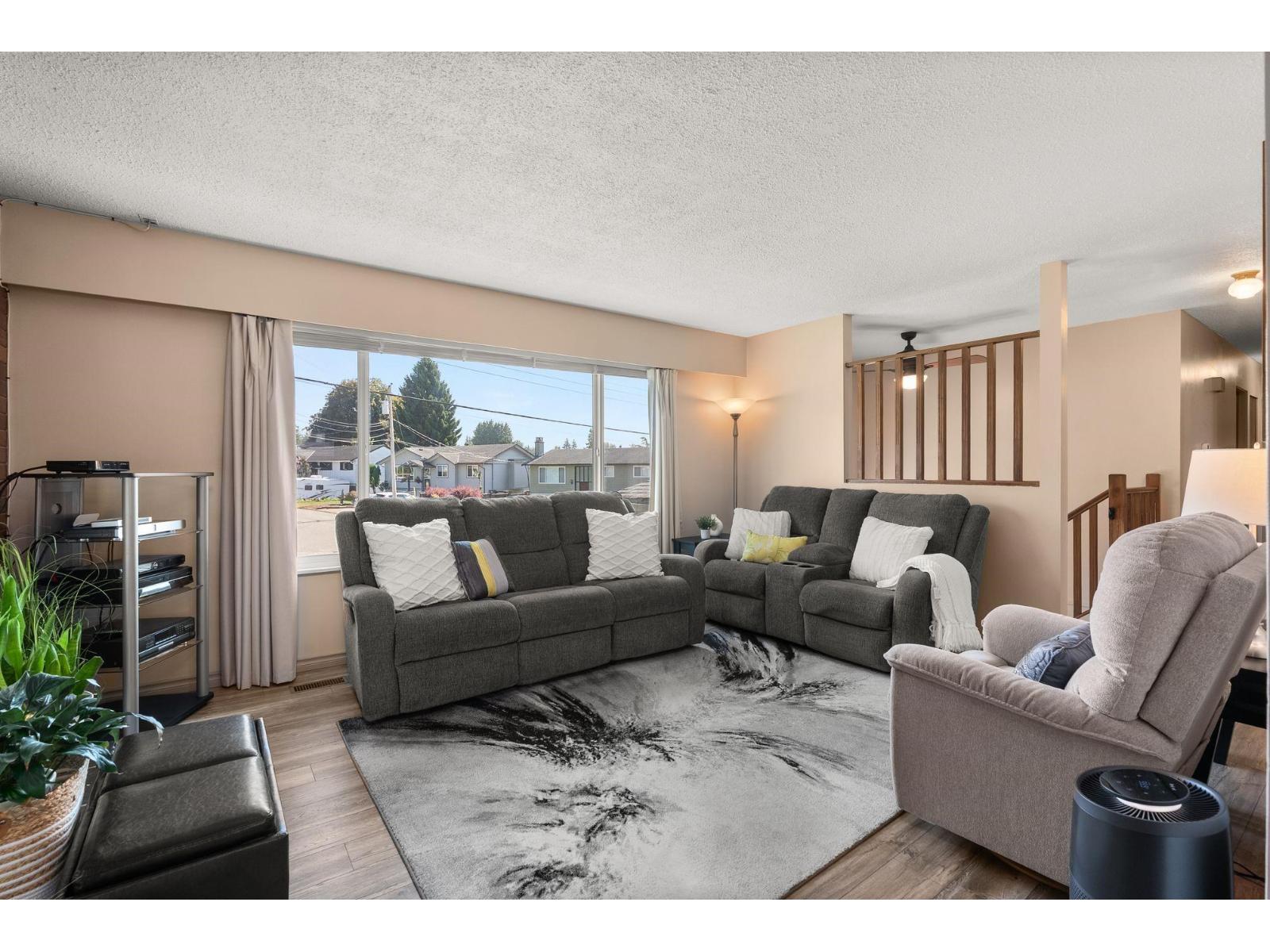 7823 BREMRIDGE DRIVE