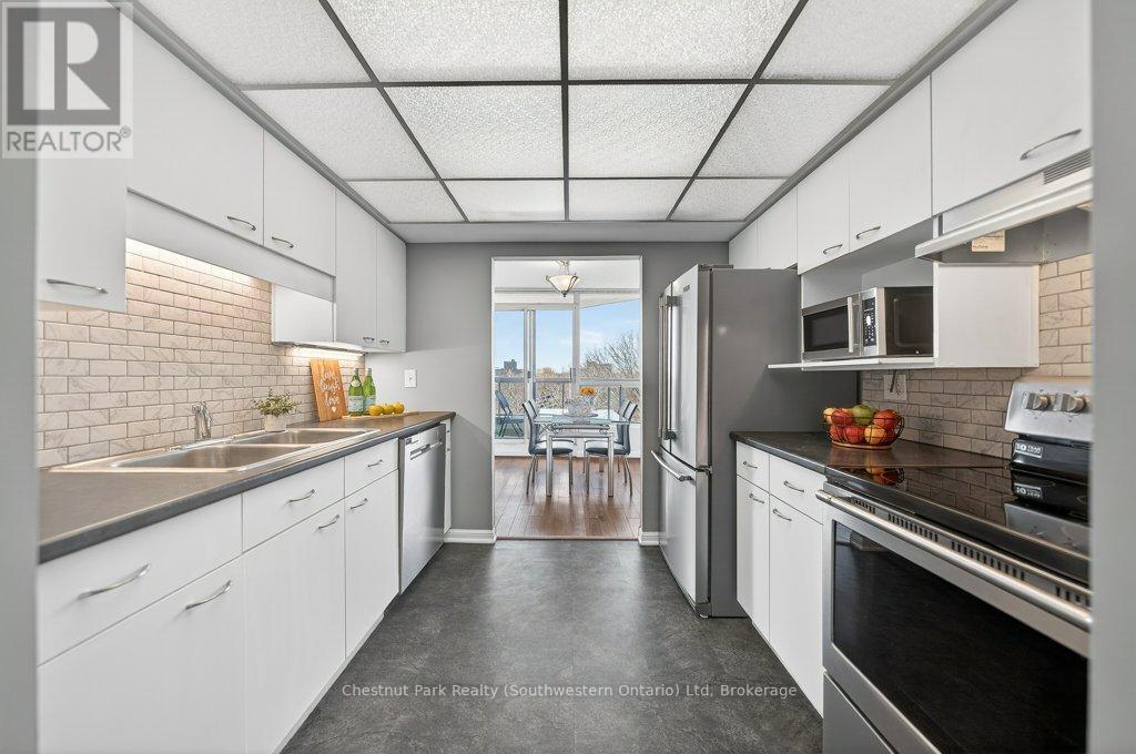 501 - 107 BAGOT STREET