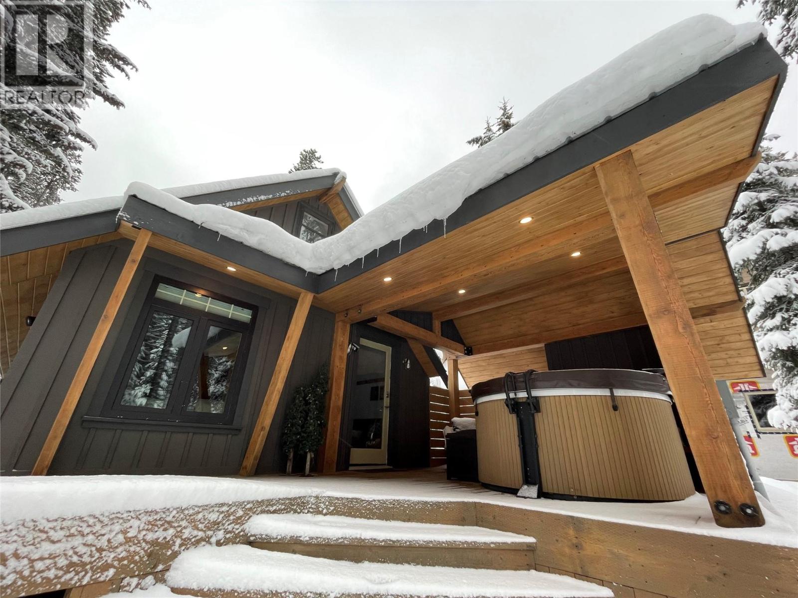 1166 APEX MOUNTAIN Road