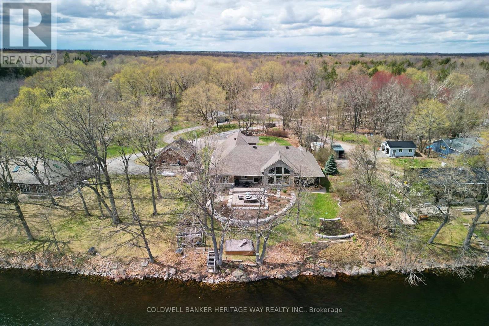 102 HERON LANE