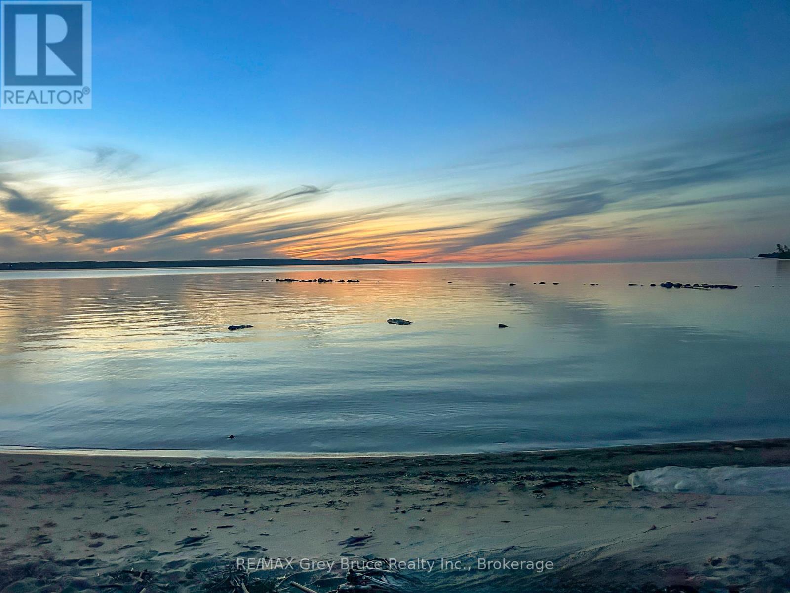 303005 GREY  15 ROAD