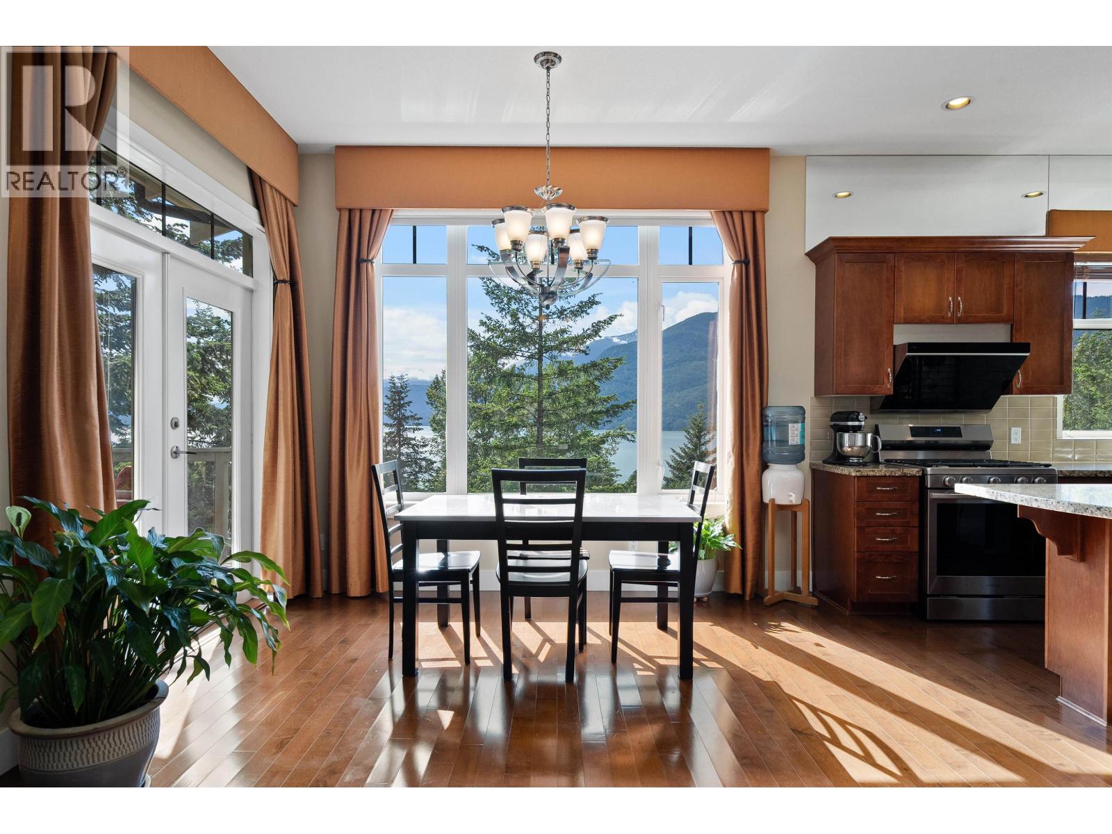 300 OCEAN CREST DRIVE