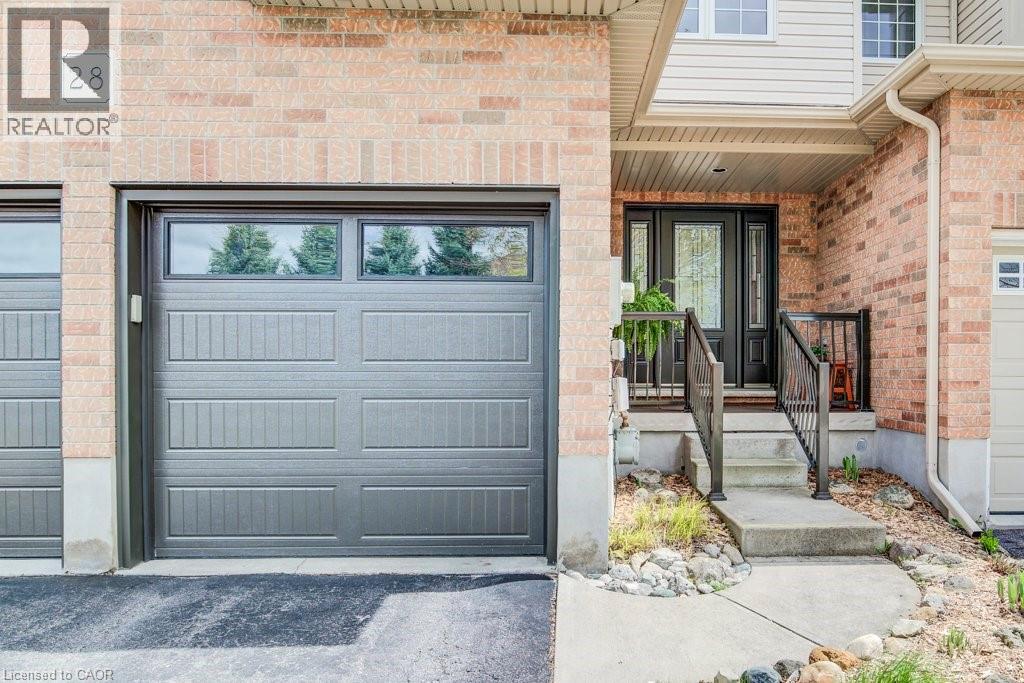 28 WALKER Way