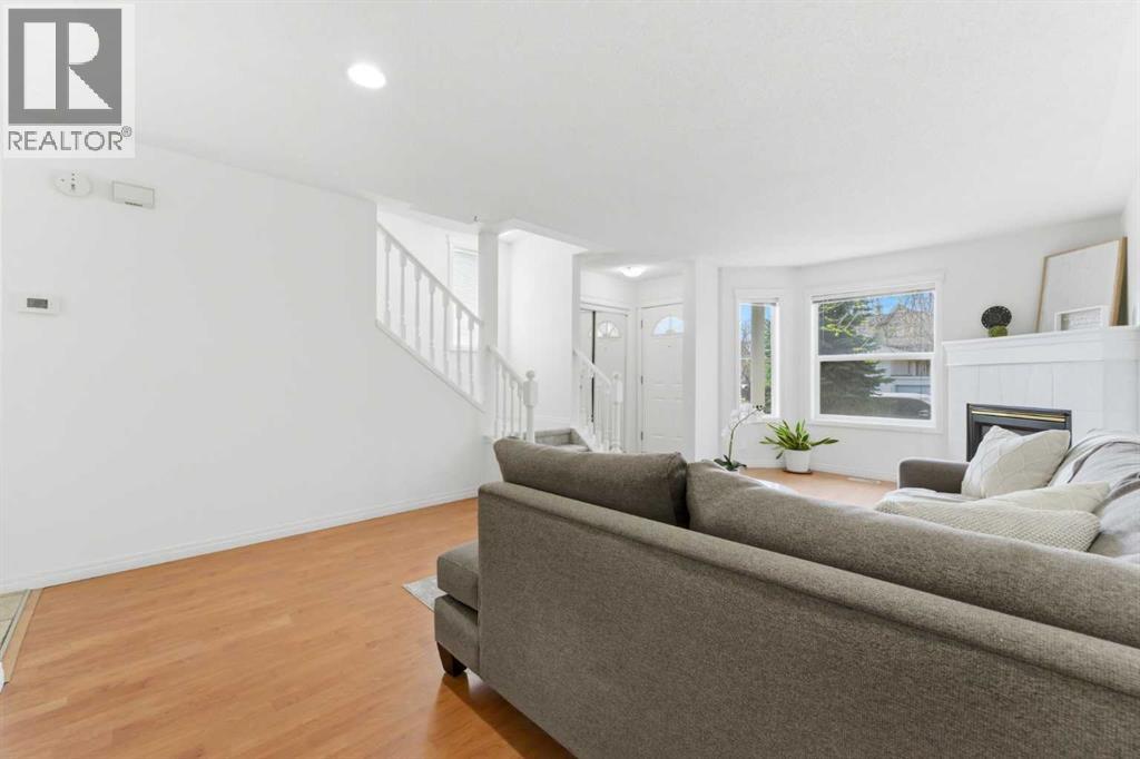 1, 2106 35 Avenue SW