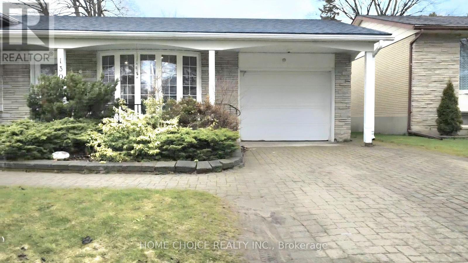 130 CHAMPLAIN CRESCENT