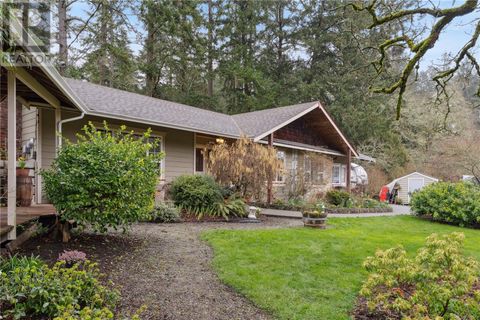 1032 Tatlow Rd North Saanich BC V8L5P3