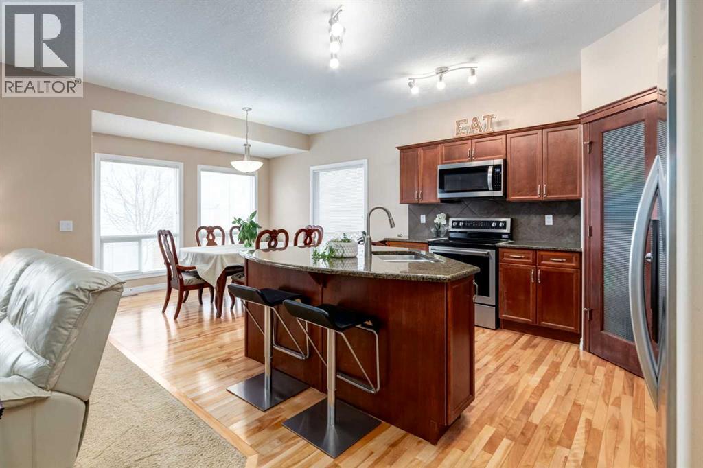 9023 Royal Oak Way NW