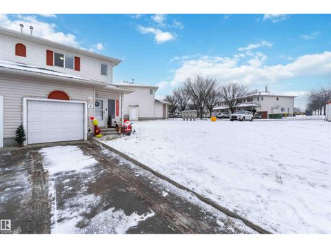 #10 451 HYNDMAN CR NW Edmonton AB T5A5J3