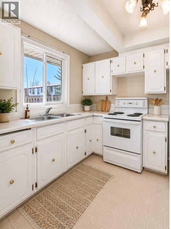 45, 2727 Rundleson Road NE