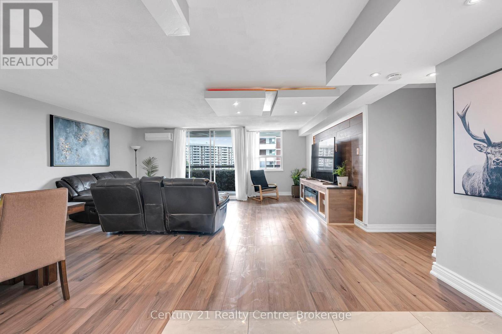 509 - 1 ROYAL ORCHARD BOULEVARD