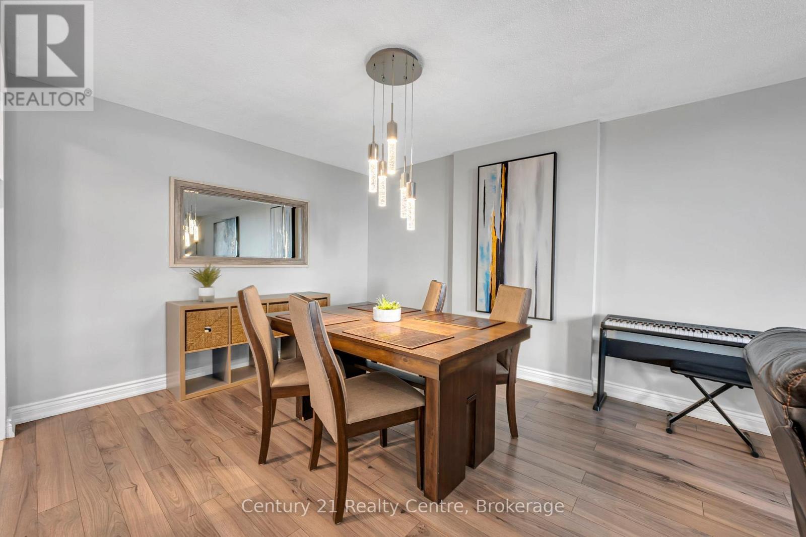 509 - 1 ROYAL ORCHARD BOULEVARD