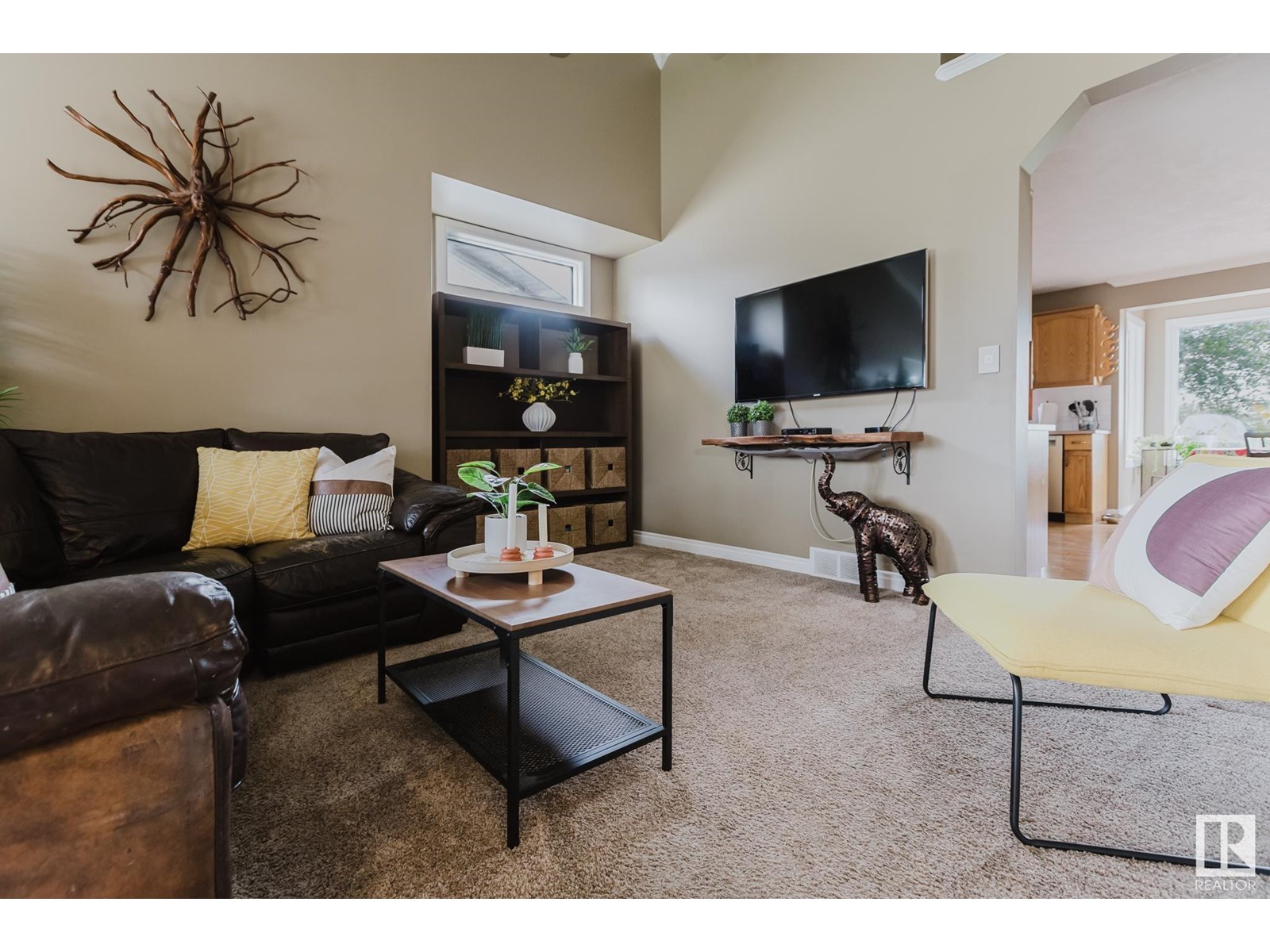 11315 8 AV NW