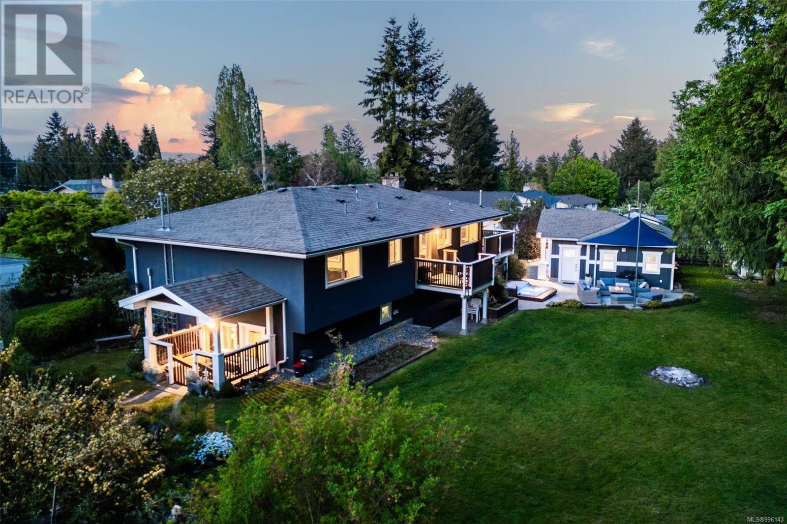 2457 Meadowland Dr