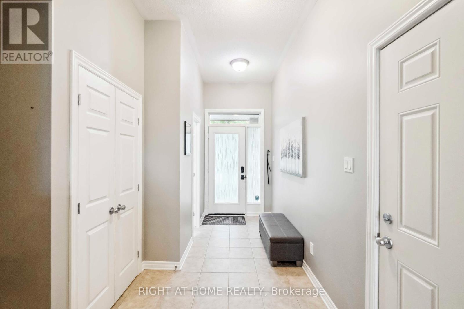 163 MOJAVE CRESCENT