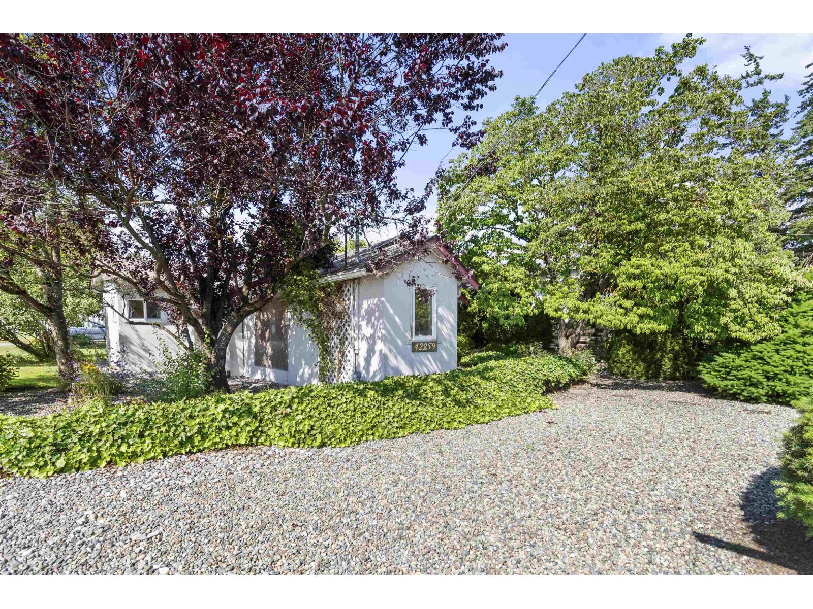 42259 YARROW CENTRAL ROAD|Yarrow