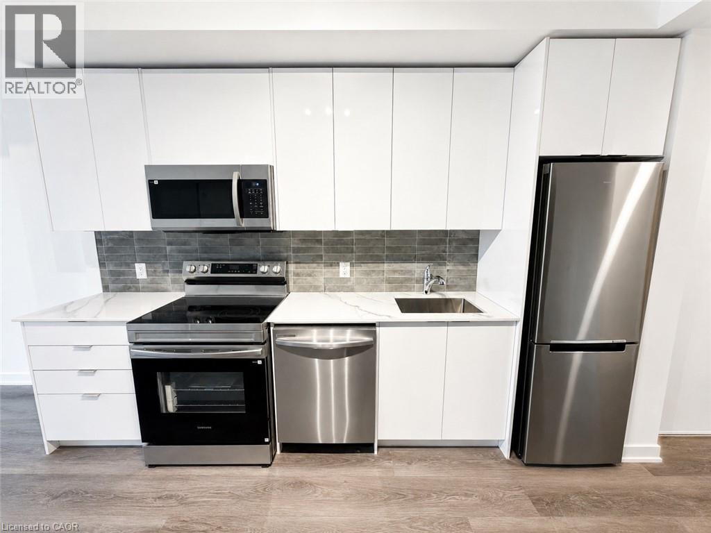 33 ERIE Avenue Unit# 1015