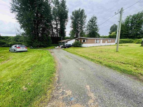 6477 RIVERSIDE STREET Abbotsford BC V4X1T9