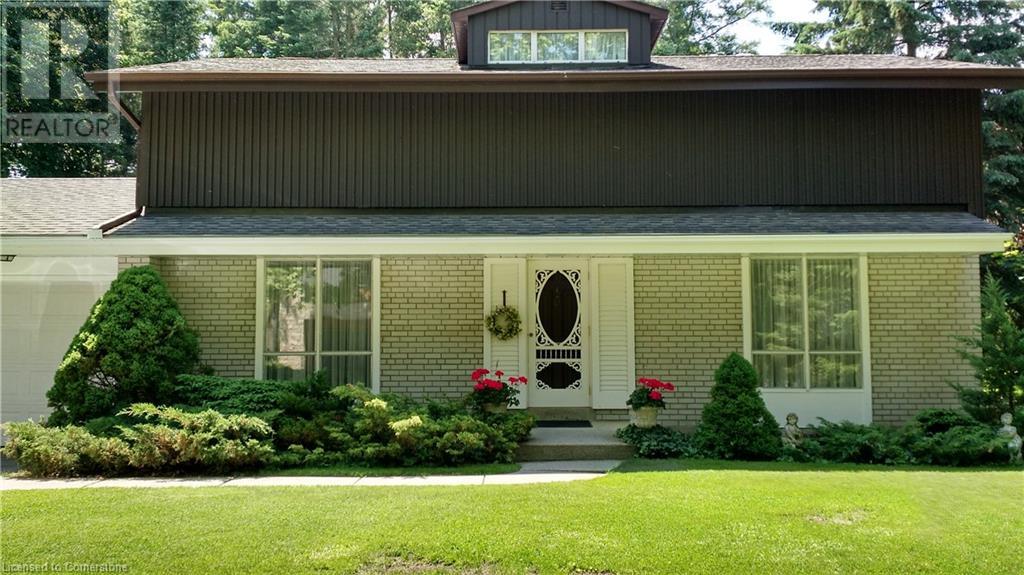 32 NEWMAN Drive