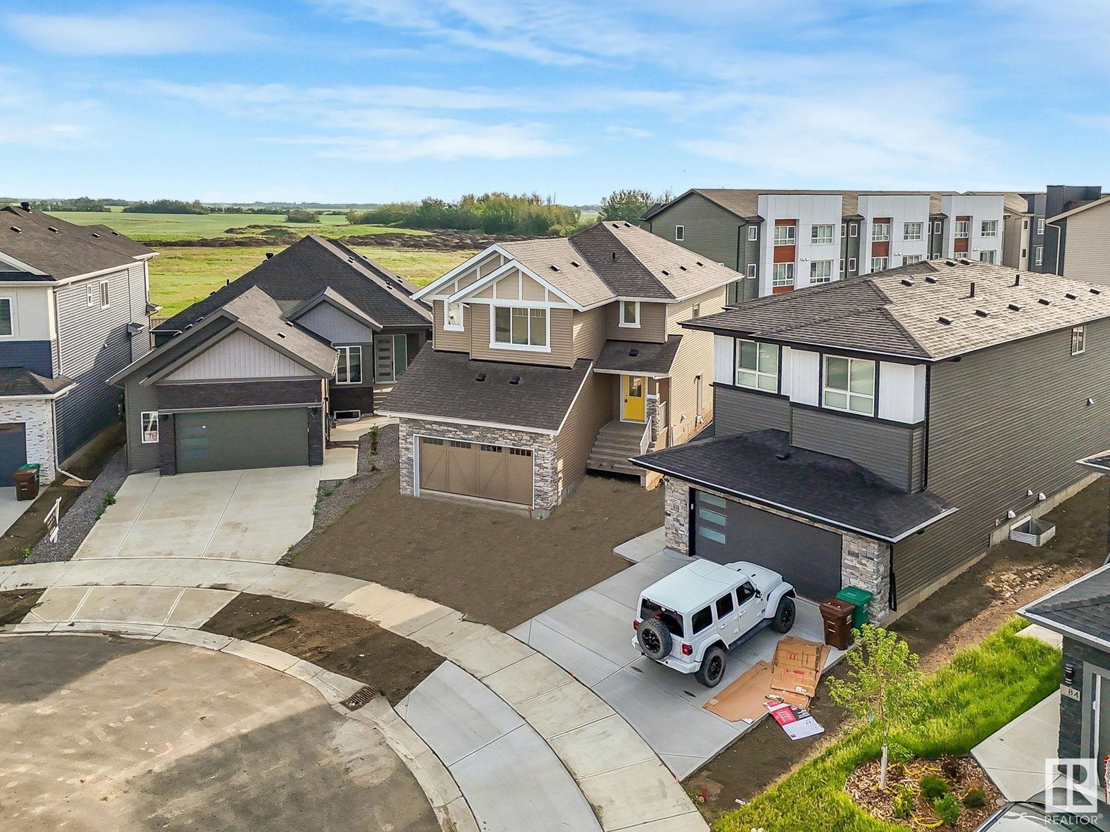 80 EDGEFIELD WY