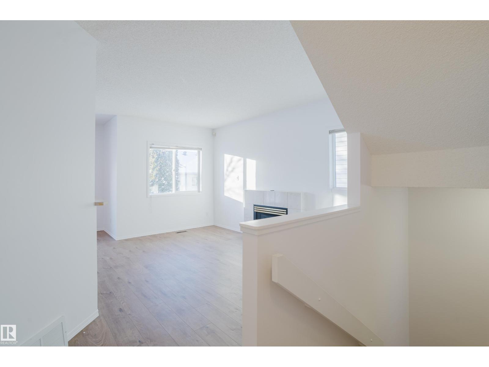 #57 843 YOUVILLE DR NW