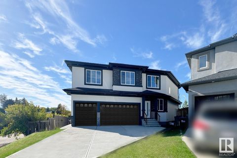 9 GALLOWAY ST Sherwood Park AB T8A4X6