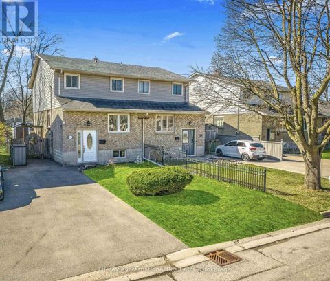 9 HAMPTON STREET Brantford ON N3S7J2